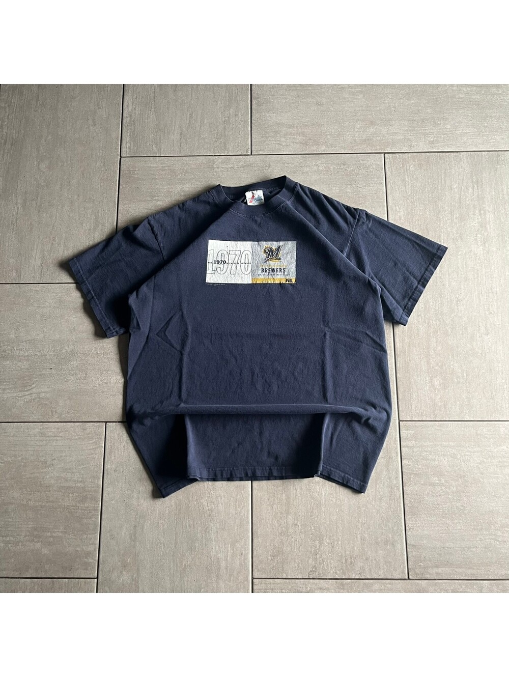 Vintage Majestic Milwaukee Brewers Navy Graphic T-Shirt Large